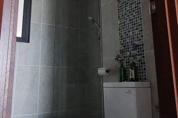 Queens Residences @ Queens Waterfront