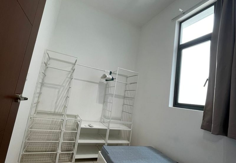 Queens Residences @ Queens Waterfront