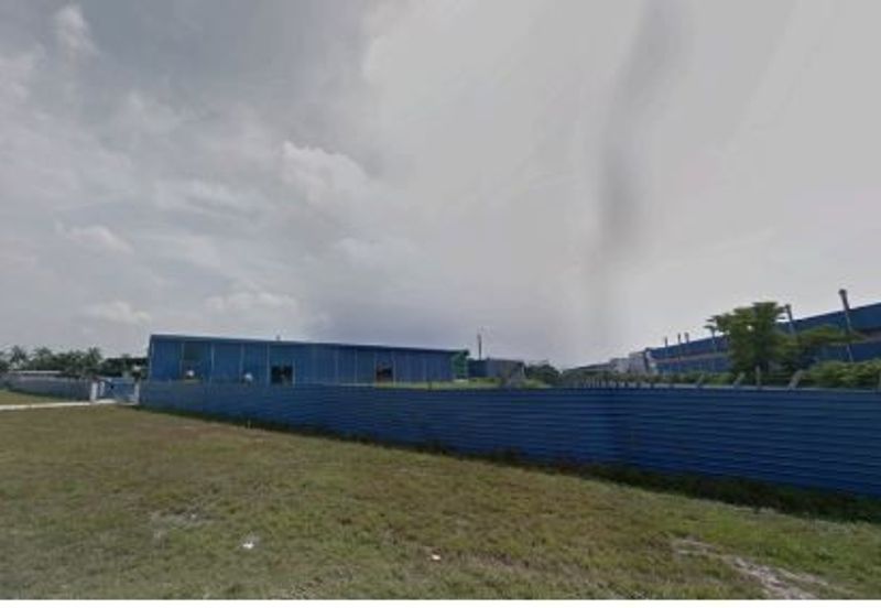 Valdor Detached Factory For sale