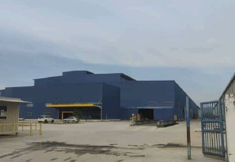  Jalan Perindustri Valdor Detached Factory for rent