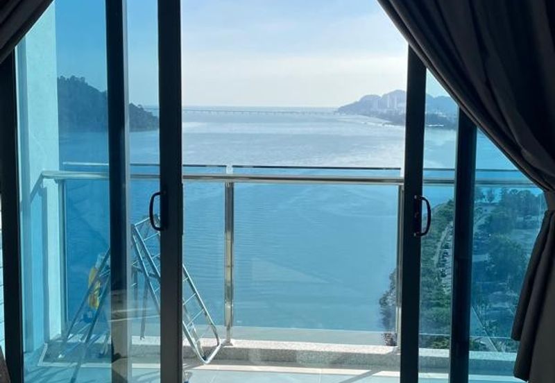 Queens Residences @ Queens Waterfront