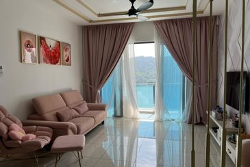 Queens Residences @ Queens Waterfront