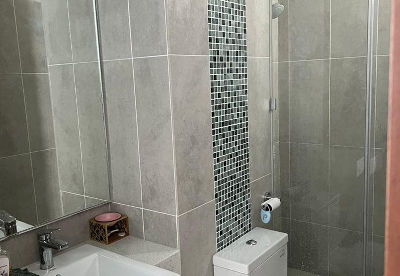 Queens Residences @ Queens Waterfront