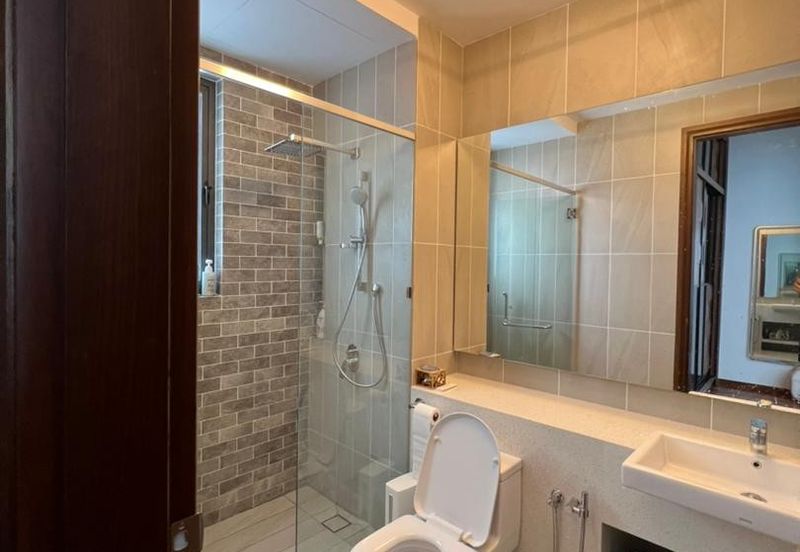 Queens Residences @ Queens Waterfront