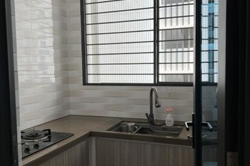 Queens Residences @ Queens Waterfront