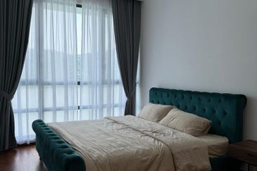 Queens Residences @ Queens Waterfront