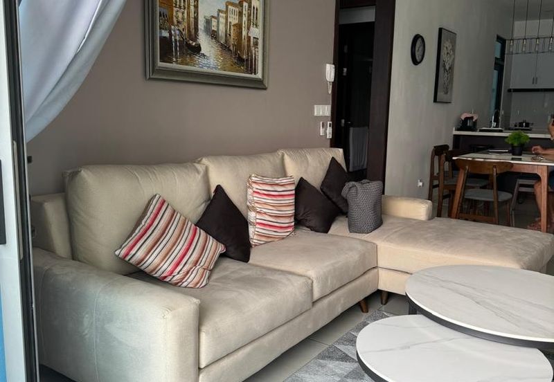 Queens Residences @ Queens Waterfront