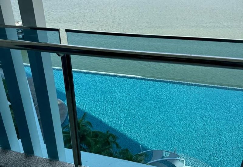 Queens Residences @ Queens Waterfront