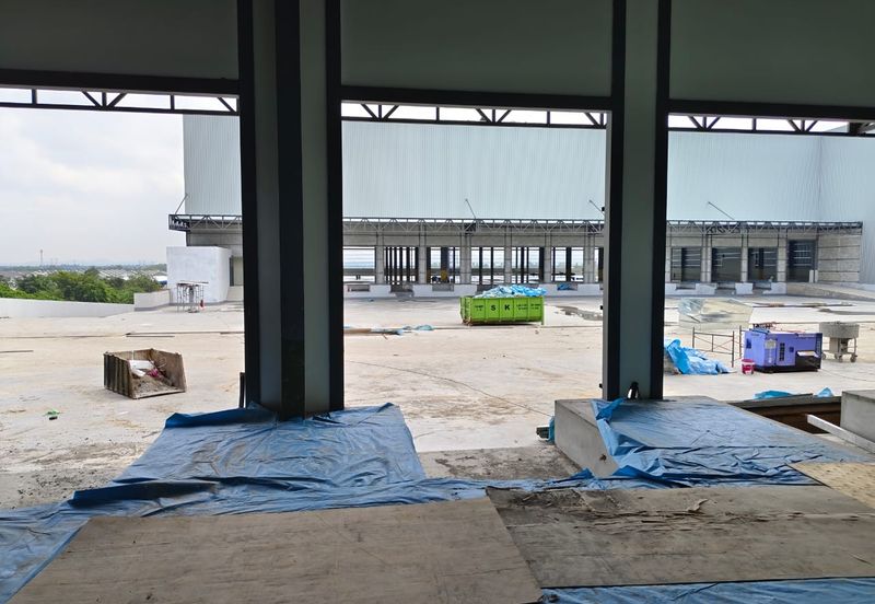 Valdor Facing Main Road Detached Factory Near Batu Kawan for rent