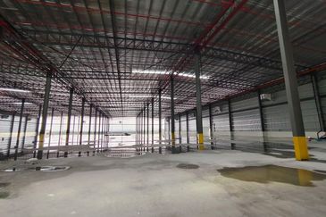 Valdor Facing Main Road Detached Factory Near Batu Kawan for rent