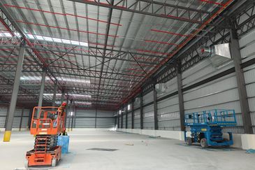 Valdor Facing Main Road Detached Factory Near Batu Kawan for rent