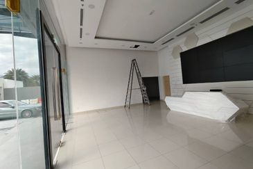 Bayan Lepas Office Space and Innovation Centre For rent