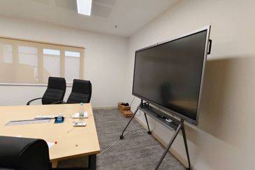 Bayan Lepas Office Space and Innovation Centre For rent