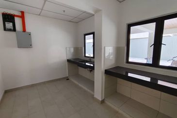 Bayan Lepas Office Space and Innovation Centre For rent