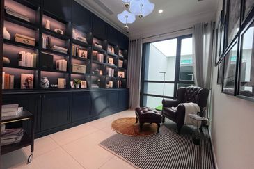 Queens Residences @ Queens Waterfront