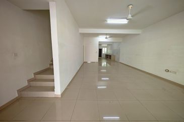 HIJAYU 3A @ BANDAR SRI SENDAYAN