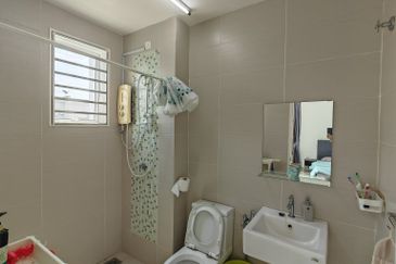 HIJAYU 3A @ BANDAR SRI SENDAYAN