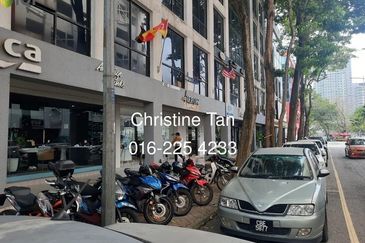 Plaza Taragon @ Kelana Jaya