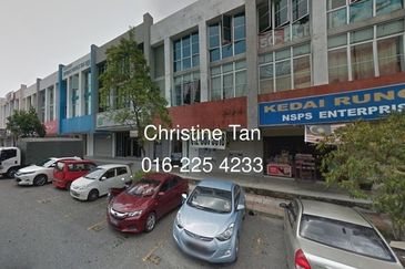 3 storey shop office@Putra Heights, Subang Jaya