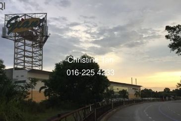 3 storey shop office@Putra Heights, Subang Jaya