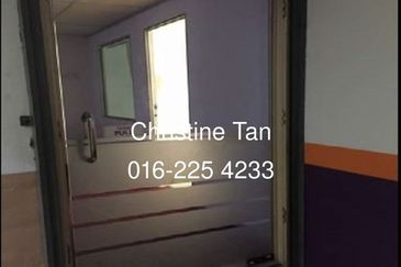 3 storey shop office@Putra Heights, Subang Jaya