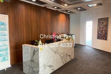 Plaza Arkadia Office