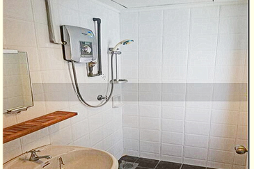 Strategic Location, Low Density The Boulevard Subang Condo for Sale