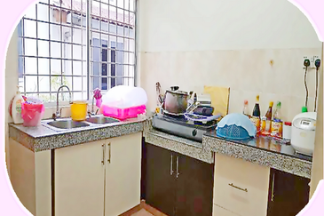 Freehold, Renovation, 2 Storey Terrace House @ Taman Sri Buloh for Sale