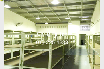 1.5 Storey Link Factory, Taman Perindustrian USJ 1