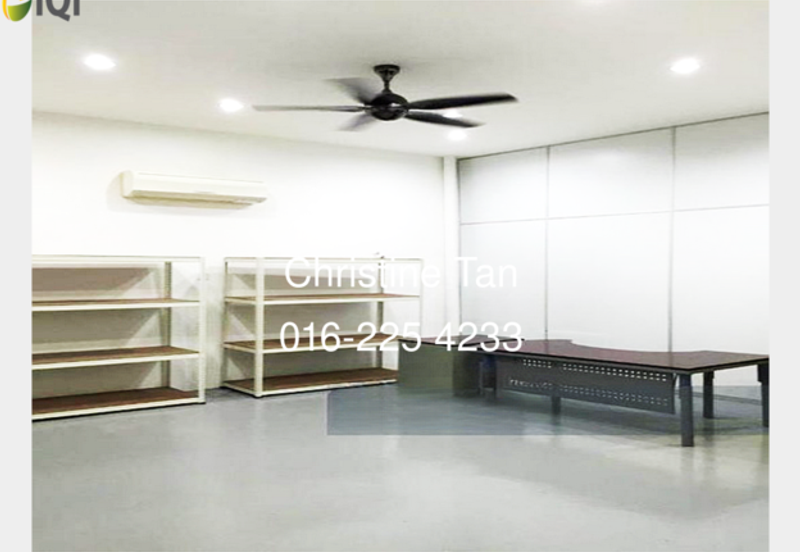 1.5 Storey Link Factory, Taman Perindustrian USJ 1