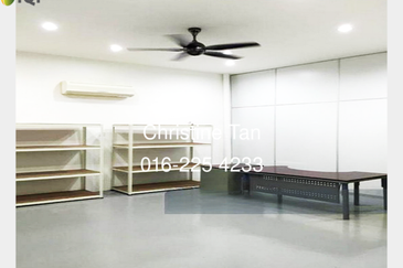 1.5 Storey Link Factory, Taman Perindustrian USJ 1