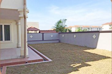 Big Luxurious 2.5 Storey Semi-D(50x129)@Puteri 9 Puchong for Sale