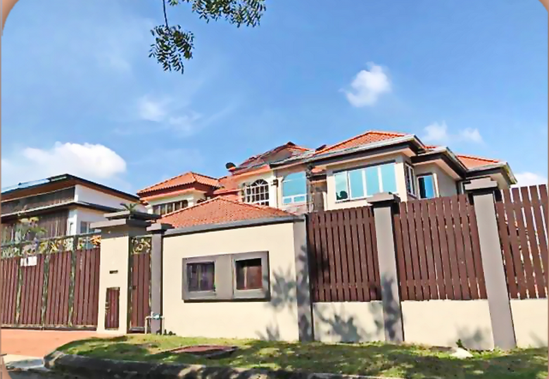Big Luxurious 2.5 Storey Semi-D(50x129)@Puteri 9 Puchong for Sale