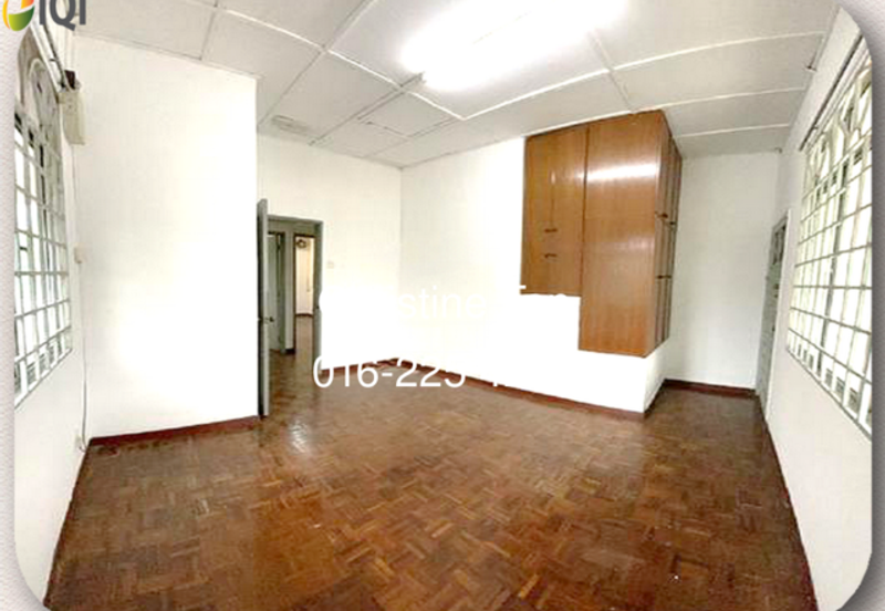 2 Storey Terrace at Taman Bukit Desa, Kepong