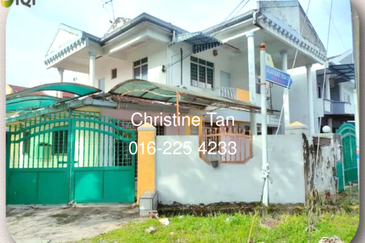 2 Storey Terrace at Taman Bukit Desa, Kepong