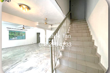 2 Storey Terrace at Taman Bukit Desa, Kepong