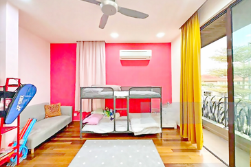 Freehold,Renovated,Gated&Guarded Huge Bungalow@Ara Damansara for Sale