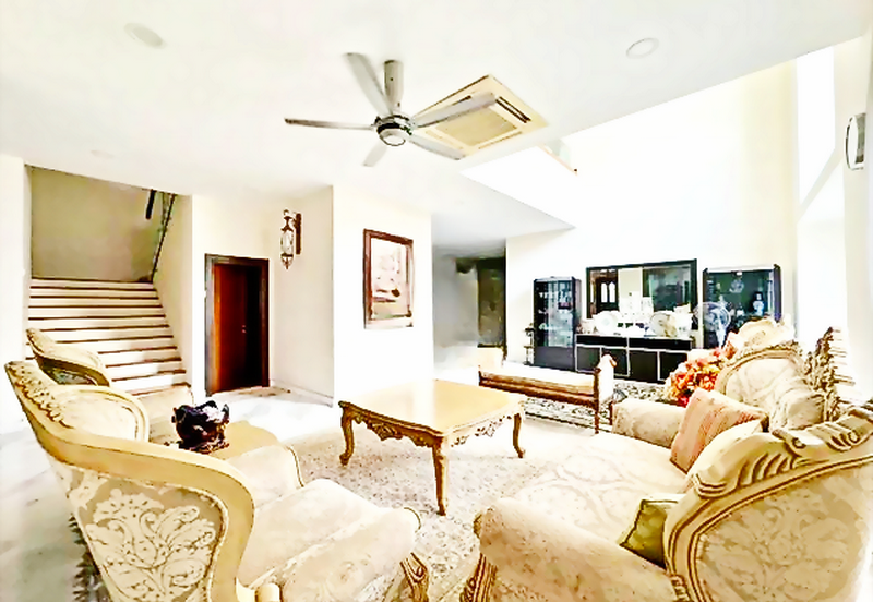 Freehold,Renovated,Gated&Guarded Huge Bungalow@Ara Damansara for Sale