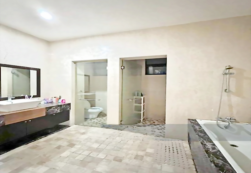 Freehold,Renovated,Gated&Guarded Huge Bungalow@Ara Damansara for Sale