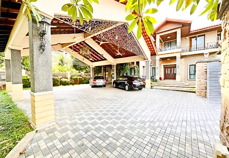 Freehold,Renovated,Gated&Guarded Huge Bungalow@Ara Damansara for Sale