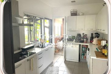 Changkat Kiara Surya