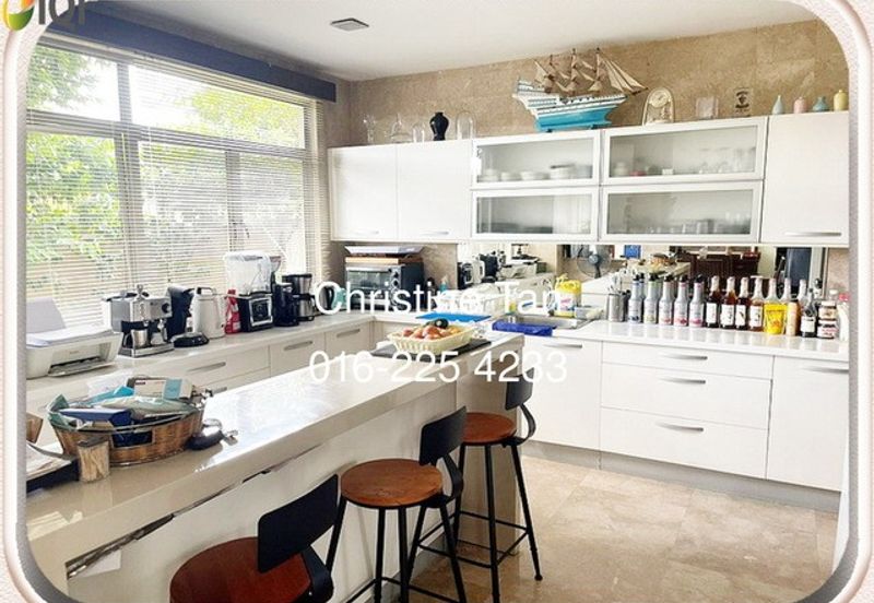 Changkat Kiara Surya