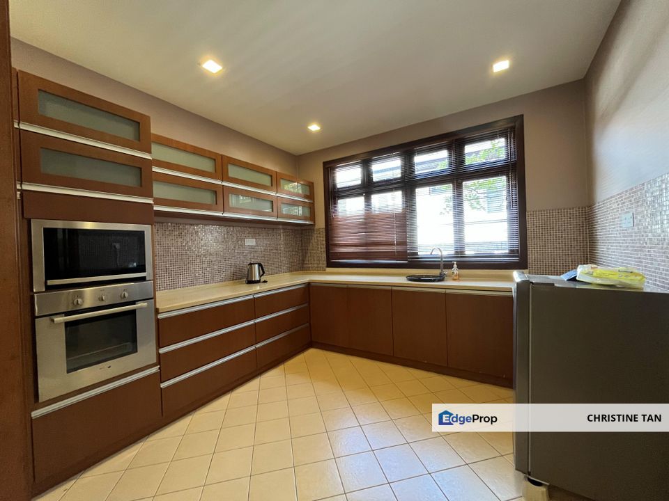 Partly Furnished & Well Maintained by Owner, Selangor, Mutiara Damansara