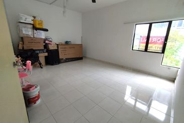 KIPARK Sri Utara: Laman Residen