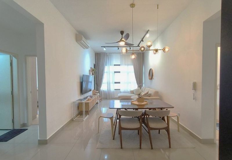 Lakeville Residences