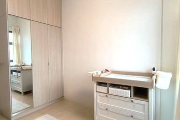 Lakeville Residences