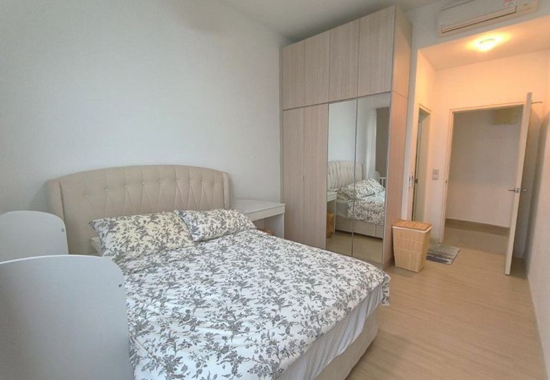 Lakeville Residences