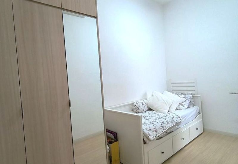 Lakeville Residences