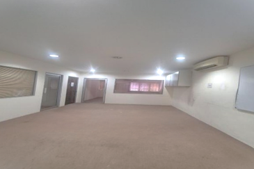 Regalia Business Centre, USJ 1