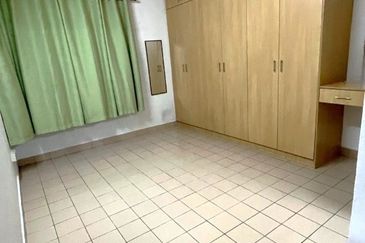 Perdana Exclusive Condominium